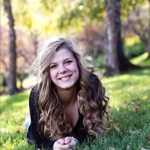 Meet your Posher, Melanie